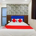 Hotel O King Residency Near Bharat Talkies