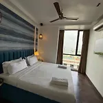 Palm Breeze - Colaba Hotel