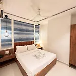 Palm Breeze - Colaba 3*