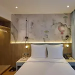 Hotel Iconiqa International Airport 5*