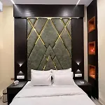 Sky Suites By Glitz Hotels Nr Internatinational Airport Mumbai
