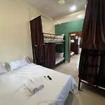 Hotel Galaxy Executive Guest House & Ac Dormitory