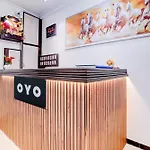 O Sunrise Executive Hotel 2*