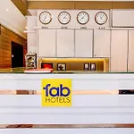 Fabhotel Abrol Suites