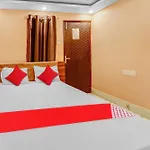 Townhouse Oak Hotel Devanshi Inn