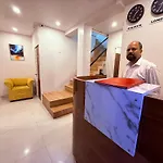 Hotel Silver Leaf - Vile Parle East - Near Mumbai Airport