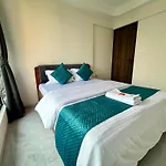 Zenith Homes - Premium Suites, Near Iit Powai, Hiranandani & Airport Guest house