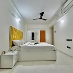 Chic 2 Bhk With Balcony & Bold Yellow Lounge Powai
