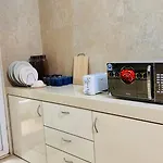 Apartment To Stay In Bkc Airport Nearby