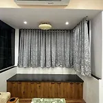 Vp Stays Luxury 1-Bhk In Vile Parle West