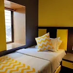Cabin Stay Marol-The Hubz