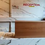 Hotel Le West Near Exhibition Center