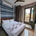 Palm Breeze - Colaba Mumbai