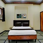 O Royal Hotel 3*