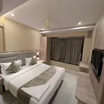 Hotel Kurla