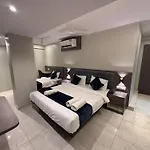 Kurla Hotel 2*