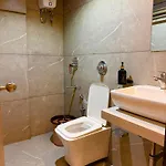 Hotel Kurla 2*