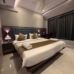 Kurla Hotel
