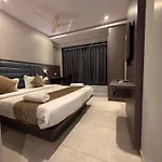 Kurla 2* Mumbai