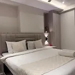 Kurla 2* Mumbai