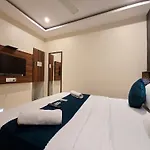 Hotel Amber Edition -