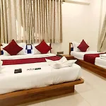 Edition Blue Hotel