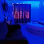Hotel Edition Blue Mumbai