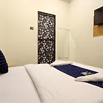 Hotel Smooth Checkin By Edition Blue - Mumbai
