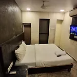 Hotel Amber Empire Vile Parle Near Domestic Airport