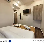 Fabhotel New Pride Suite