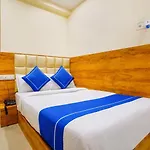 Indore Palace Nagpada 3*