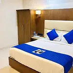 Hotel Indore Palace Nagpada 3*