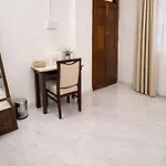 Nanabhay * Mumbai