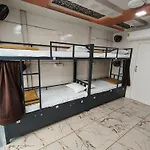 Sahar Ac Dormitory - Andheri - Near Mumbai International Airport - Male Guest Only
