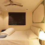 Spacious Affordable 1 Bhk Hill Road Bandra West