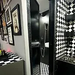 Shes Garage A Retro Studio In Bandra