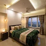 Pet Friendly Spacious 3 Bhk Penthouse *