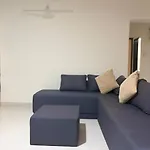 Royce Executive Service Apartments Premium Stay