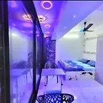 Hope Apartment At Goregaon East