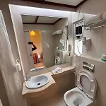 Hiltop Hotel