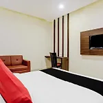 Collection O Vertigo Suite Hotel 3*