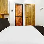 Hotel Collection O Khar Road Railway Station 3*