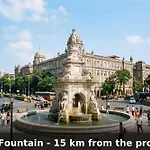 Collection O Khar Road Railway Station Hotel Mumbai