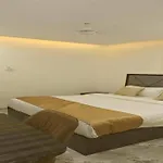 Glitz Beverly-Near Us Consulate Kurla