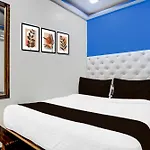O The Om Sai Residency Hotel