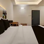 Hotel Super Townhouse Exhibition Centre Goregaon 3*