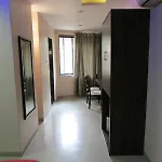 Oyo 49867 Hotel Kalpana Residency 3* Mumbai