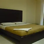 Hotel Fabhotel Kamran Residency - Nr Lbs Marg 3*