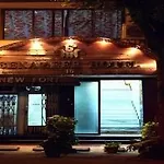 Hotel Benazeer