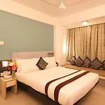 Columbus Hotel 2*